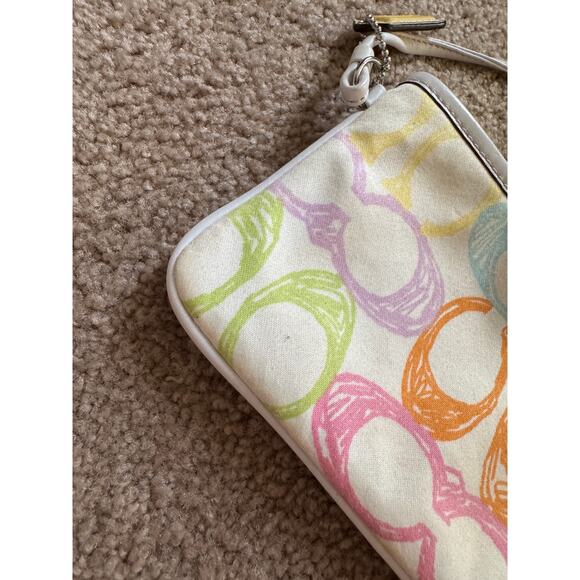 Vintage Y2K Coach Hampton Wristlet Pastel Monogram Signature Scribble - Picture 7 of 9